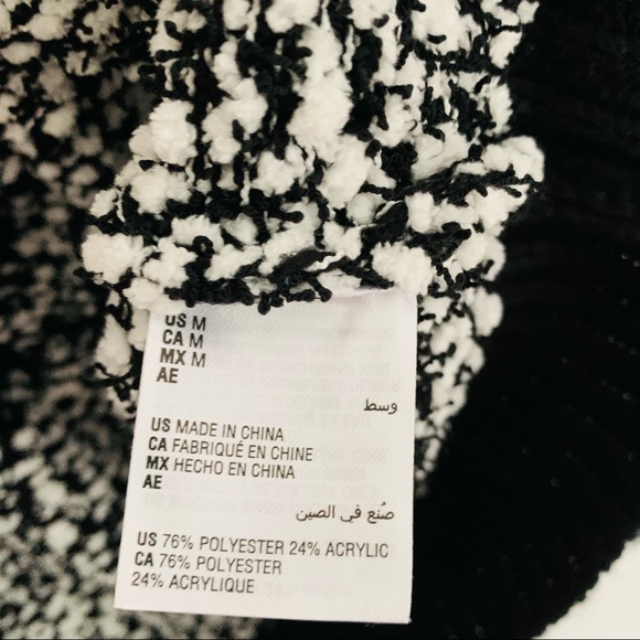 Bar III Sweater Black White and Oversized - Picture 6 of 7